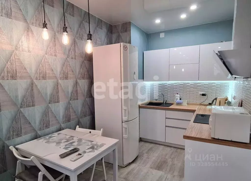 1-к кв. Бурятия, Улан-Удэ ул. Смолина, 63 (34.5 м) - Фото 1