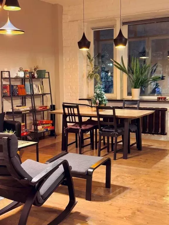 3-к кв. Нижегородская область, Нижний Новгород Ильинская ул., 57 (90.0 ... - Фото 1