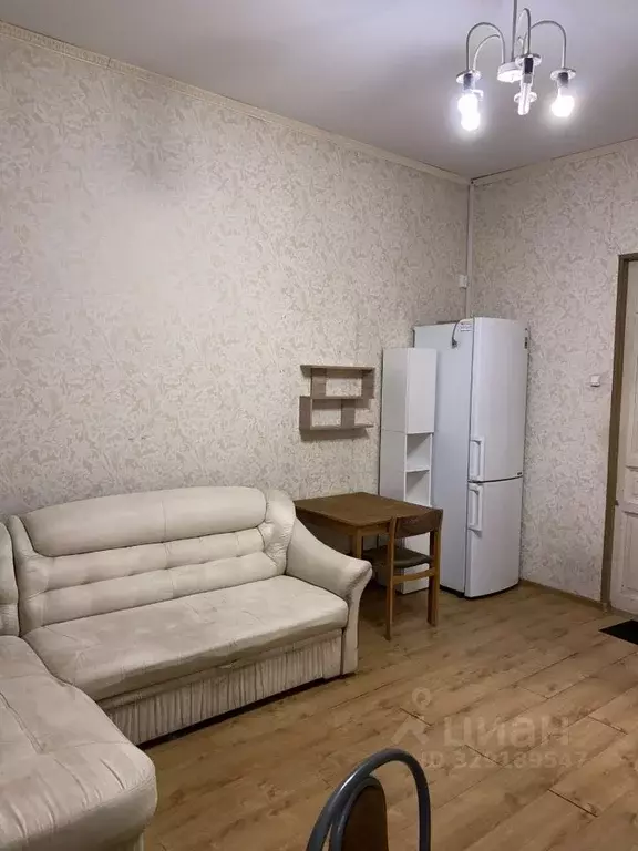 Комната Санкт-Петербург Клинский просп., 21 (18.0 м) - Фото 2
