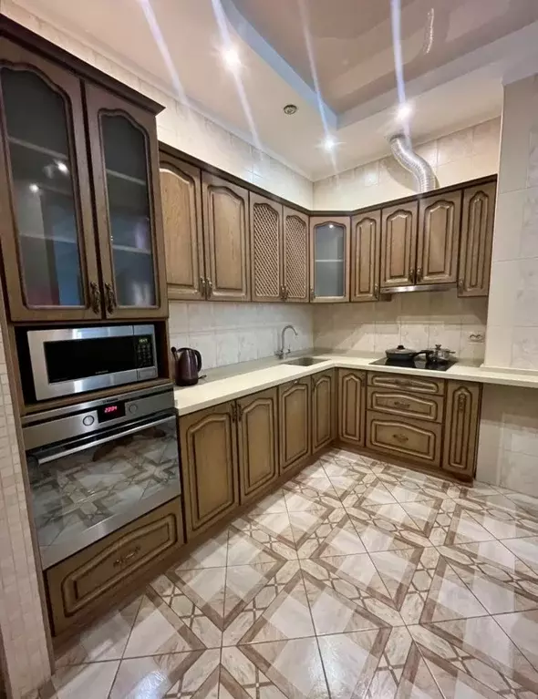 2-к кв. Крым, Ялта ул. Свердлова, 13/2 (74.0 м) - Фото 1