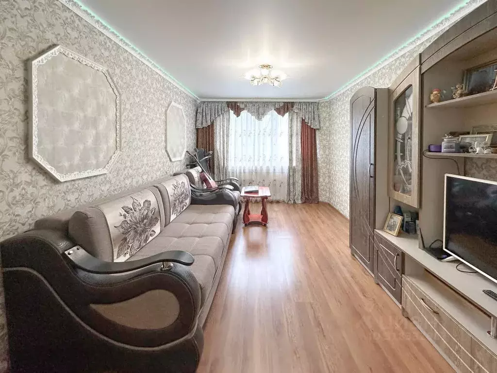 3-к кв. Псковская область, Псков Звездная ул., 4 (66.2 м) - Фото 1