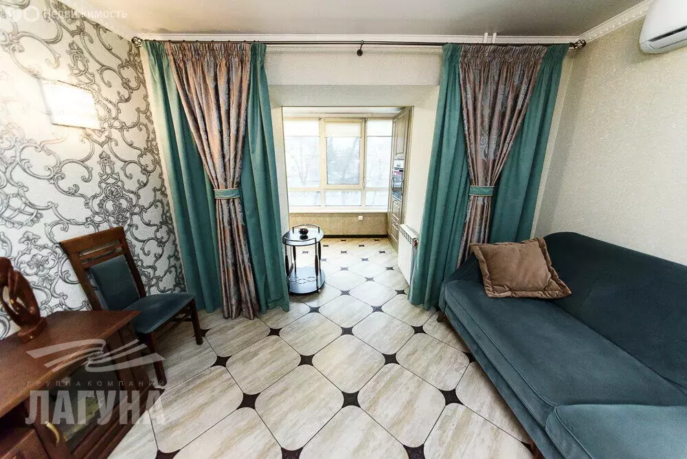 3-комнатная квартира: Томск, Дальне-Ключевская улица, 5 (56.1 м) - Фото 2