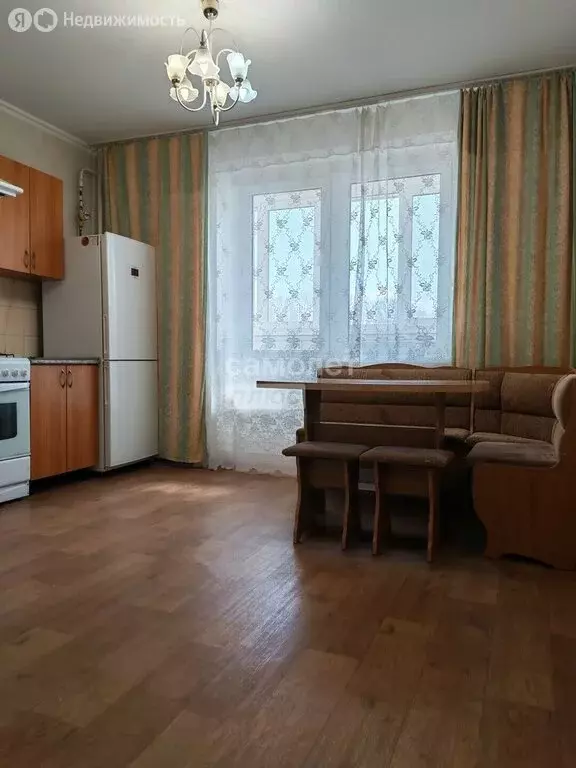 1-комнатная квартира: Энгельс, Петровская улица, 88 (44 м) - Фото 1