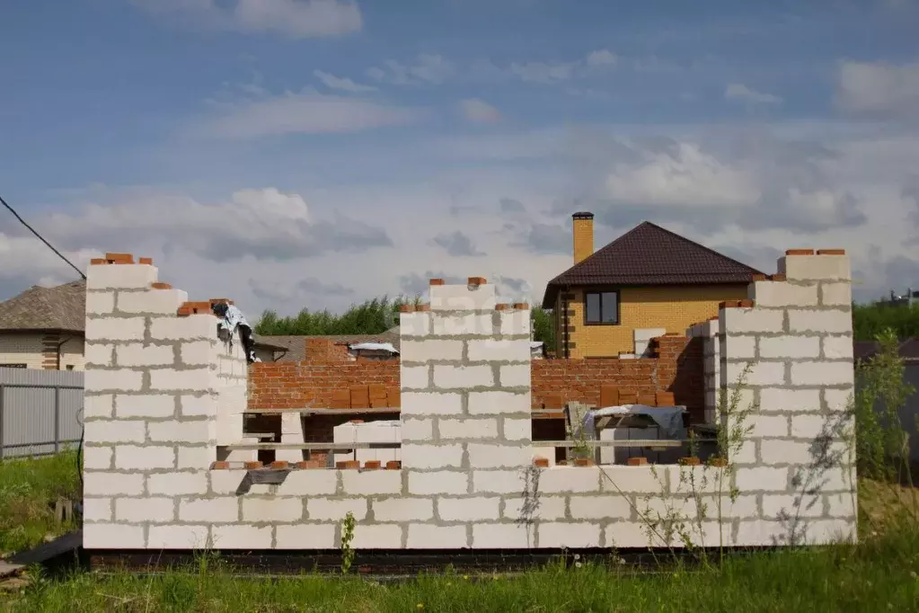 Дом в Калужская область, Калуга городской округ, д. Шопино ул. ... - Фото 0