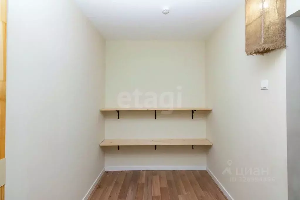 3-к кв. Красноярский край, Красноярск Северный мкр, пер. ... - Фото 2