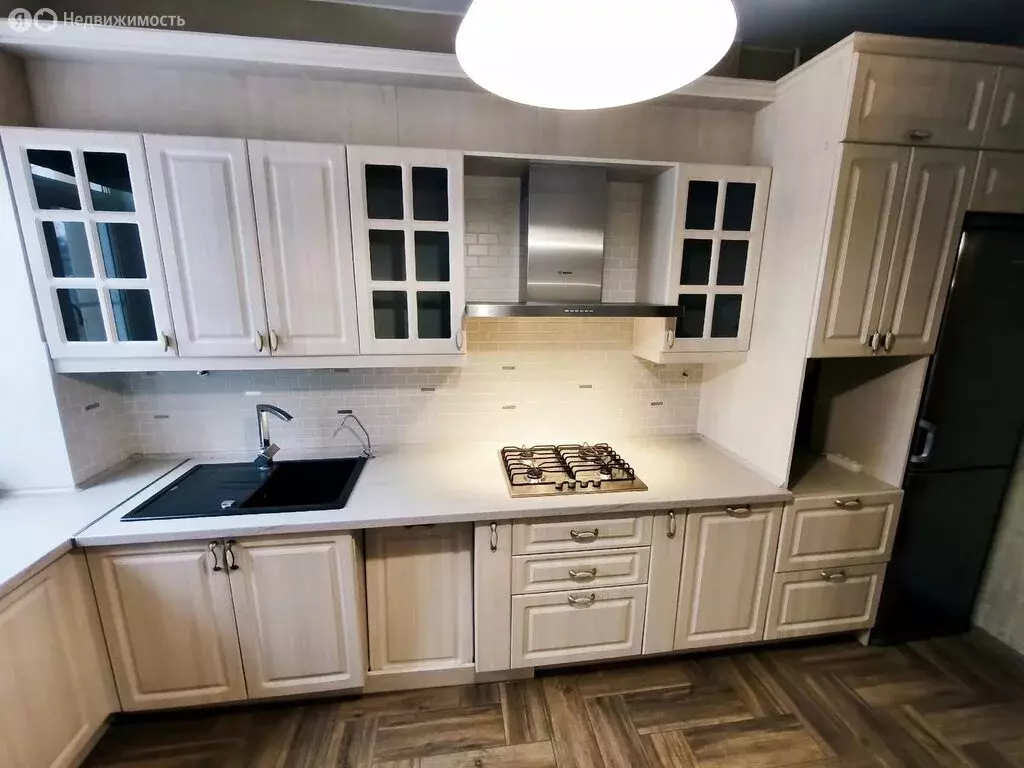 3-комнатная квартира: Великий Новгород, Большая Санкт-Петербургская ... - Фото 1