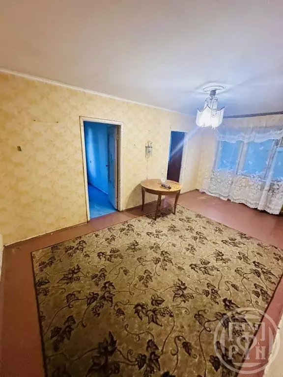 4-к кв. Ленинградская область, Луга просп. Кирова, 10 (60.1 м) - Фото 1