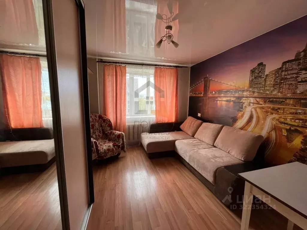 Комната Кировская область, Киров ул. Красина, 52к2 (16.9 м) - Фото 1