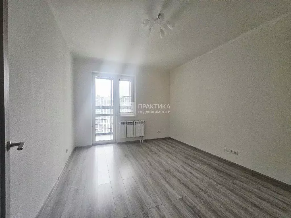 Продается 3-комнатная квартира - Фото 2