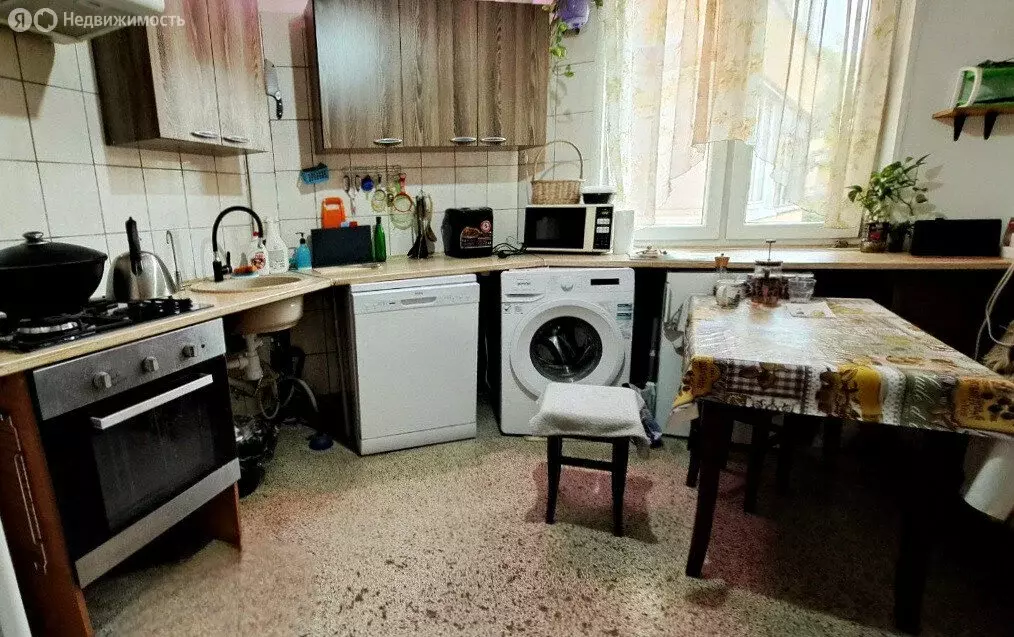 3-комнатная квартира: Калининград, улица Георгия Димитрова, 3 (97 м) - Фото 1