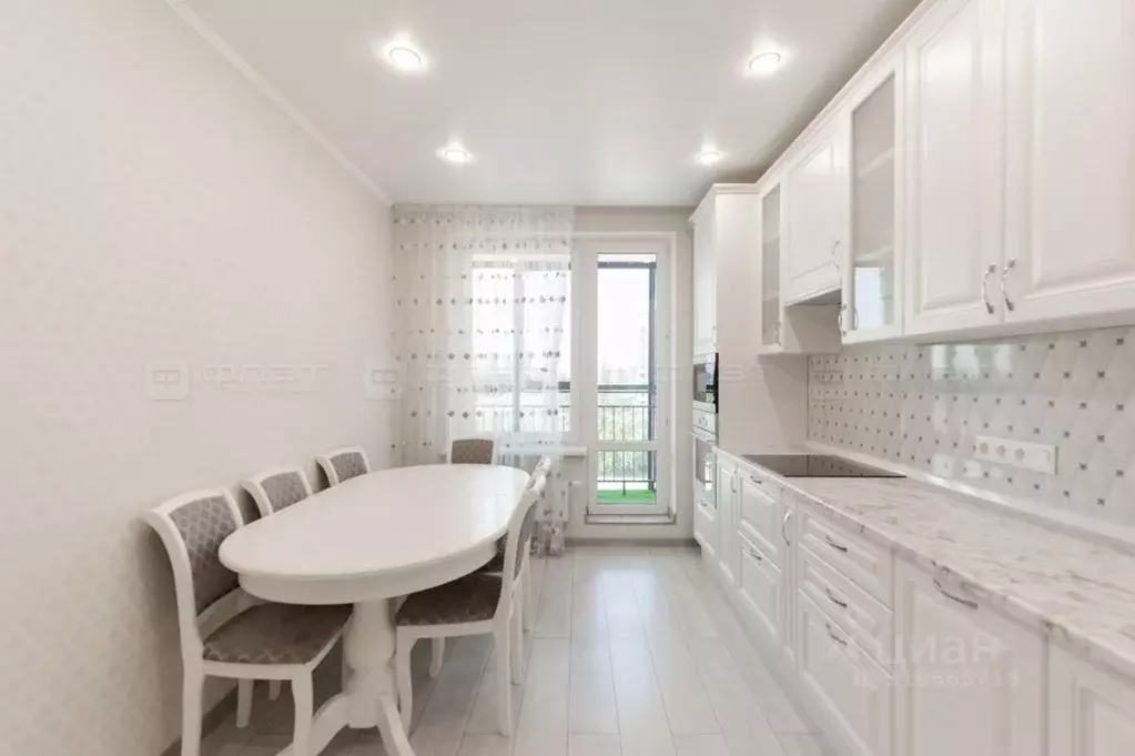 1-к кв. Татарстан, Казань ул. Родины, 26к1 (46.0 м) - Фото 0