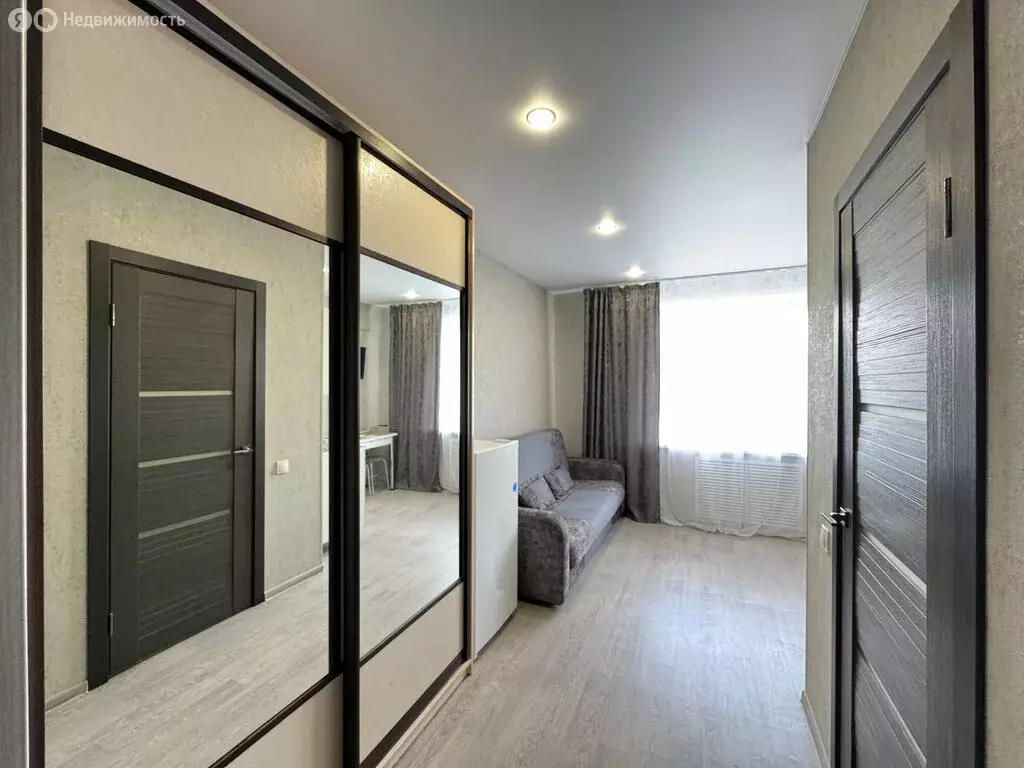 Квартира-студия: Киров, Октябрьский проспект, 83 (17.6 м) - Фото 1