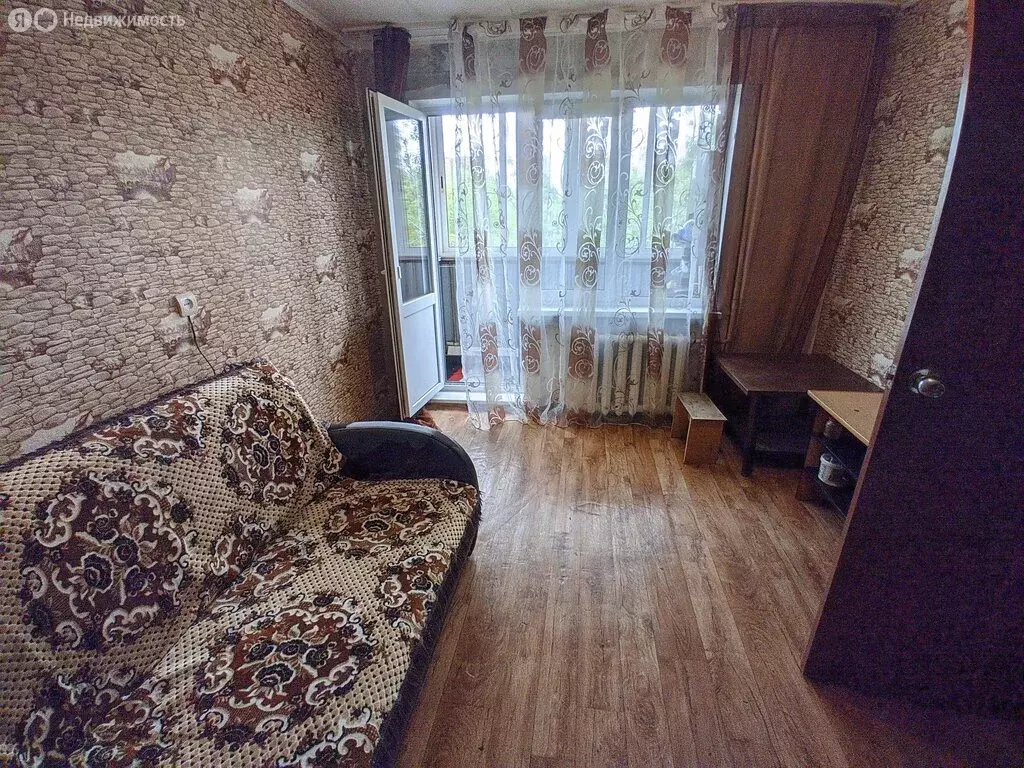 1к в 3-комнатной квартире (15 м) - Фото 1