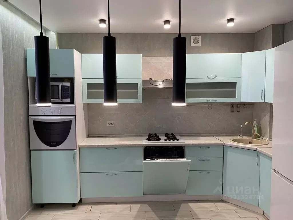 2-к кв. Татарстан, Казань ул. Салиха Батыева, 13 (66.0 м) - Фото 0