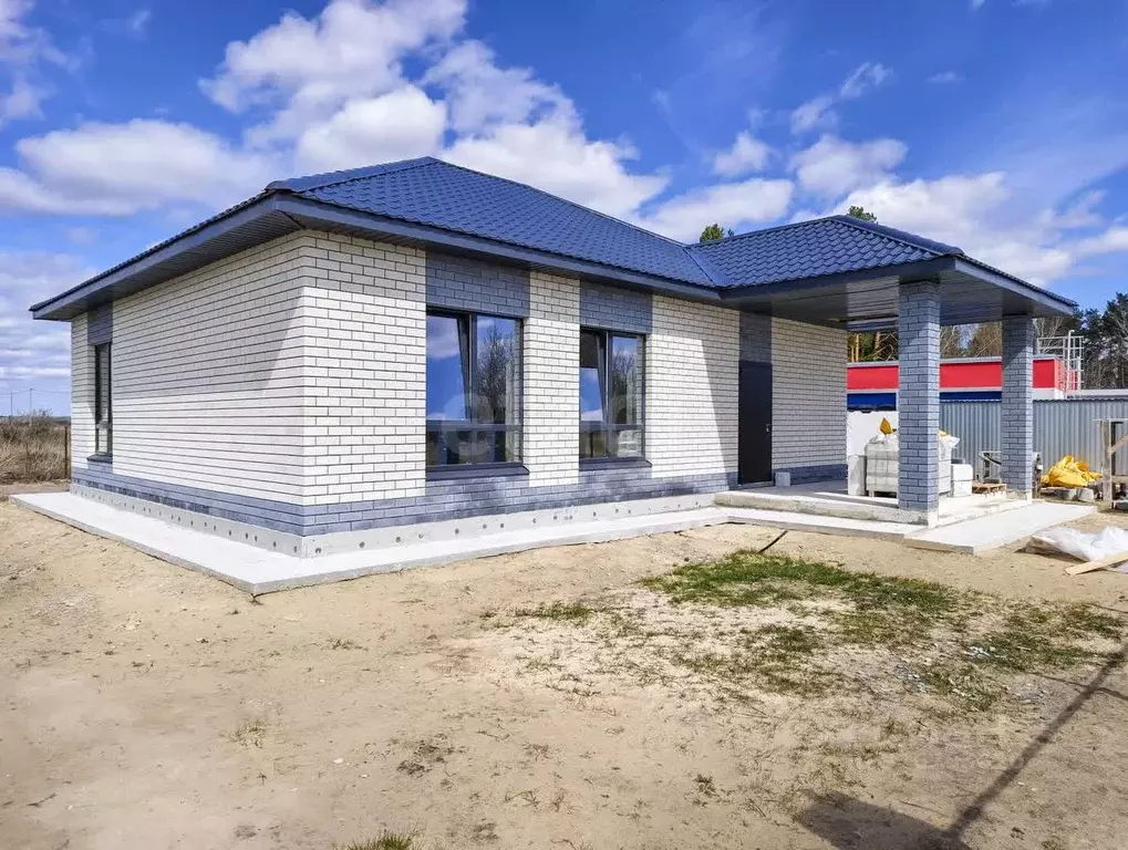 Дом в Тюменская область, Тюменский район, с. Салаирка Береговая ул. ... - Фото 1