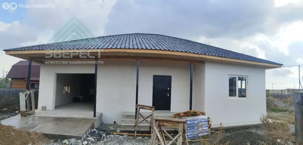 Дом в Калинино, Дорожная улица (158 м) - Фото 1