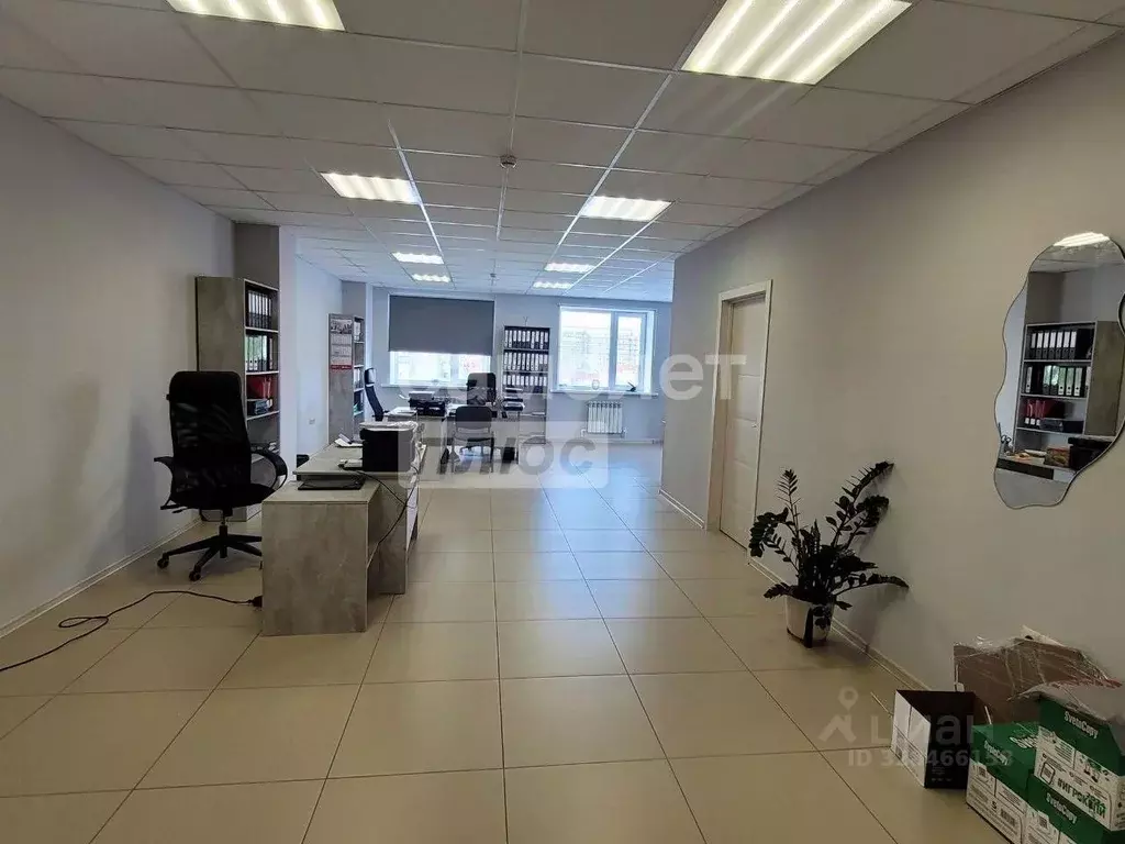 Офис в Тюменская область, Тюмень ул. 50 лет ВЛКСМ, 49с3 (65 м) - Фото 1