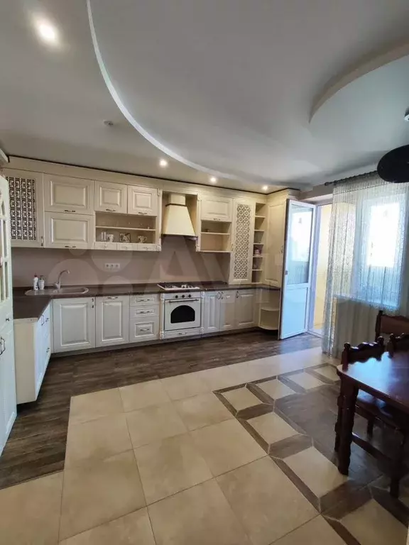 3-к. квартира, 115 м, 8/9 эт. - Фото 1