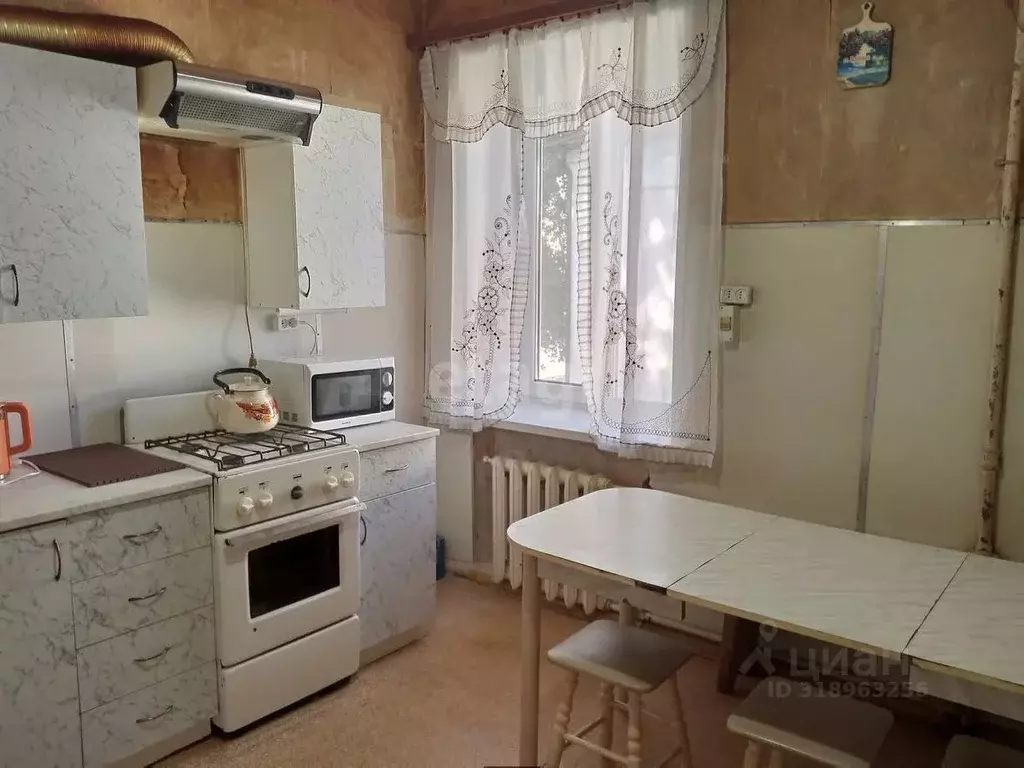 2-к кв. Саратовская область, Балашов ул. Ленина, 49 (47.7 м) - Фото 0