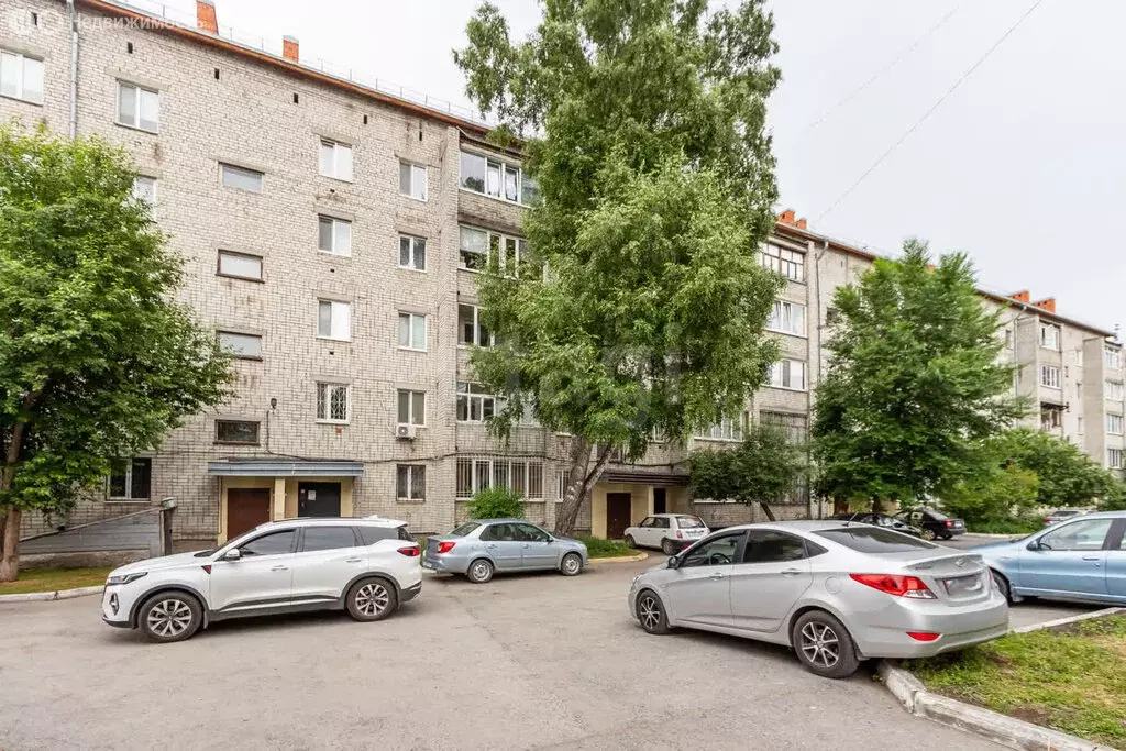 2-комнатная квартира: Тюмень, Магнитогорская улица, 7 (49.6 м) - Фото 2
