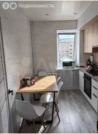 2-комнатная квартира: Ухта, улица Дзержинского, 11А (50 м) - Фото 1