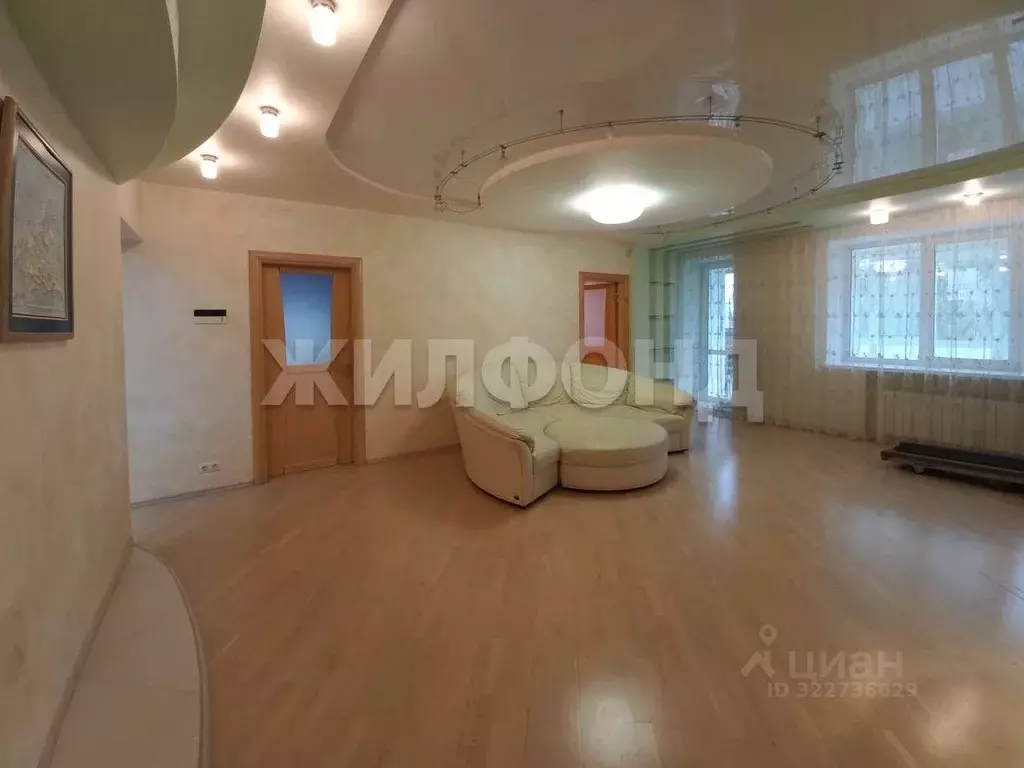 3-к кв. Томская область, Томск ул. Кузнецова, 15 (124.3 м) - Фото 1