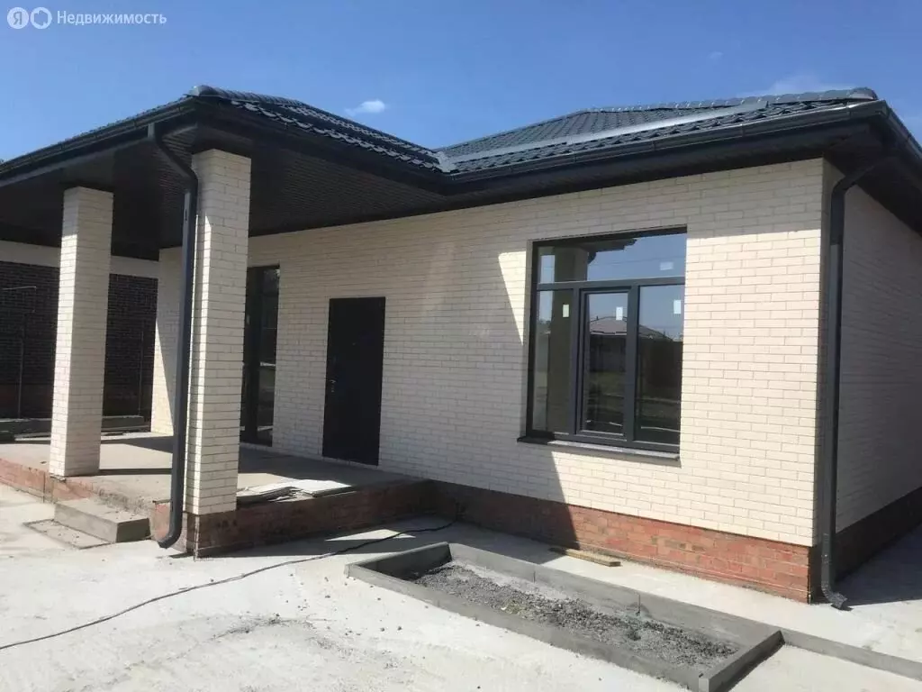 Дом в Аксай, улица Речников (130 м) - Фото 1