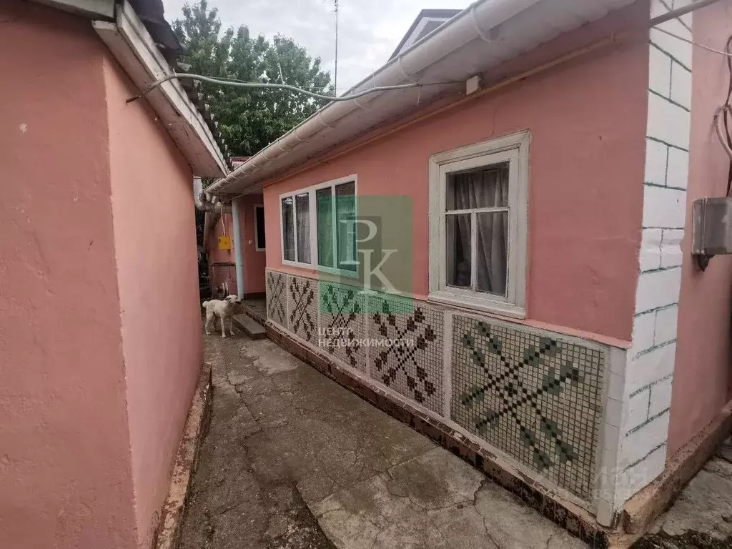 Дом в Крым, Бахчисарайский район, с. Плодовое ул. Федько, 8 (48 м) - Фото 1