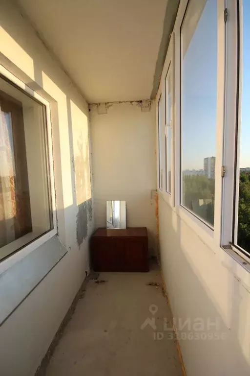 1-к кв. Ханты-Мансийский АО, Пыть-Ях 6-й Пионерный мкр, 2 (40.4 м) - Фото 0