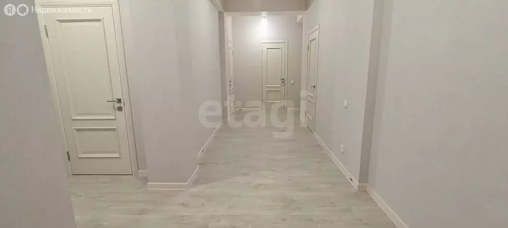 4-комнатная квартира: Махачкала, улица Джамалутдина Атаева, 22к1 ... - Фото 2