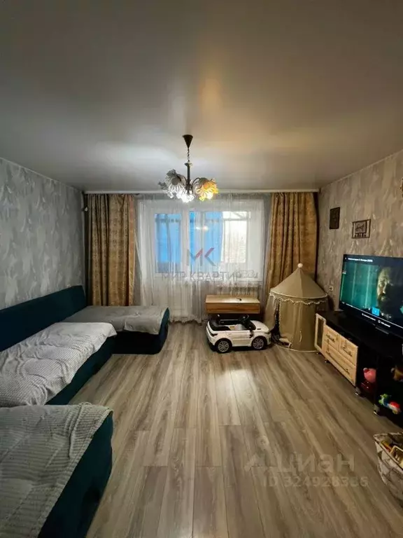 3-к кв. Хакасия, Абакан ул. Островского, 19 (66.0 м) - Фото 1