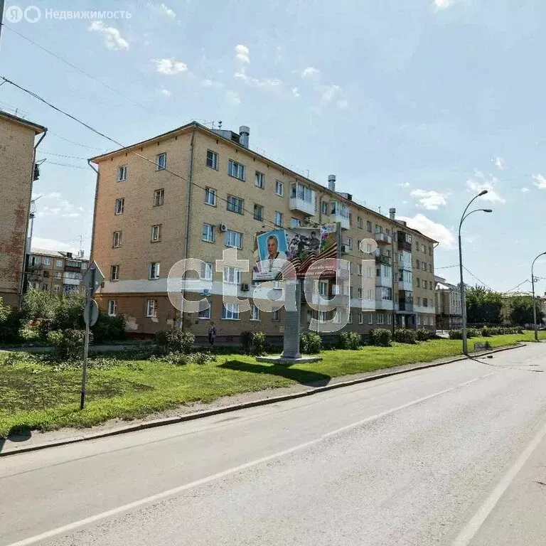 2-комнатная квартира: Кемерово, Кузнецкий проспект, 40 (43.1 м) - Фото 1
