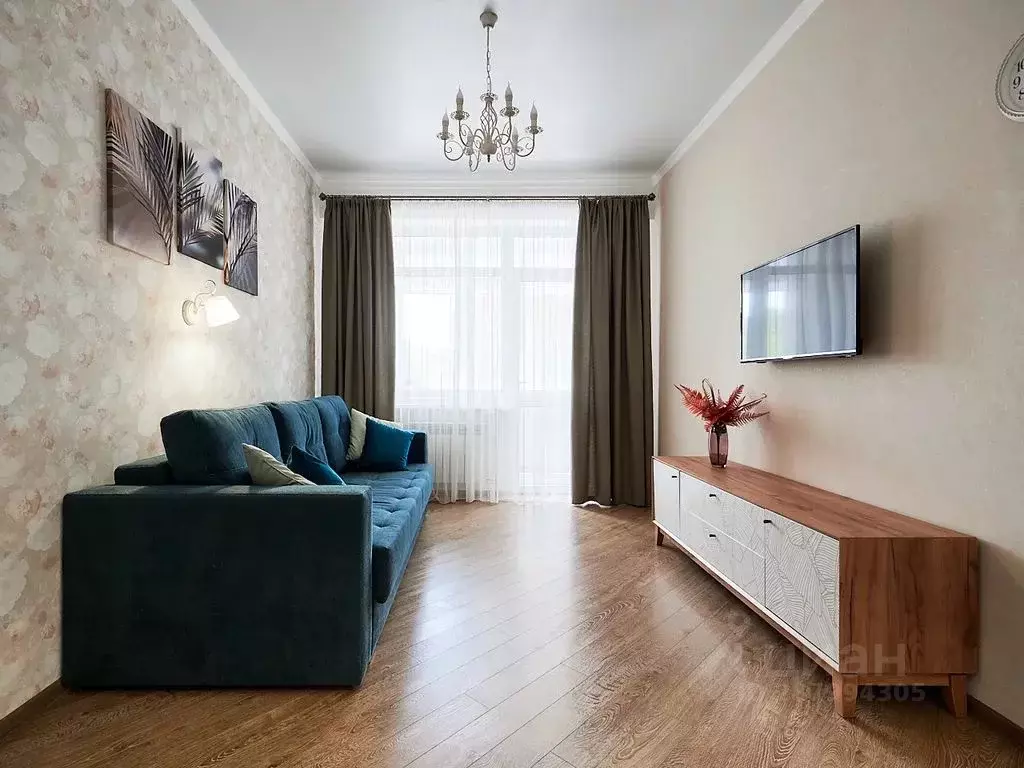 2-к кв. Ставропольский край, Кисловодск ул. Декабристов, 36/2 (65.0 м) - Фото 0