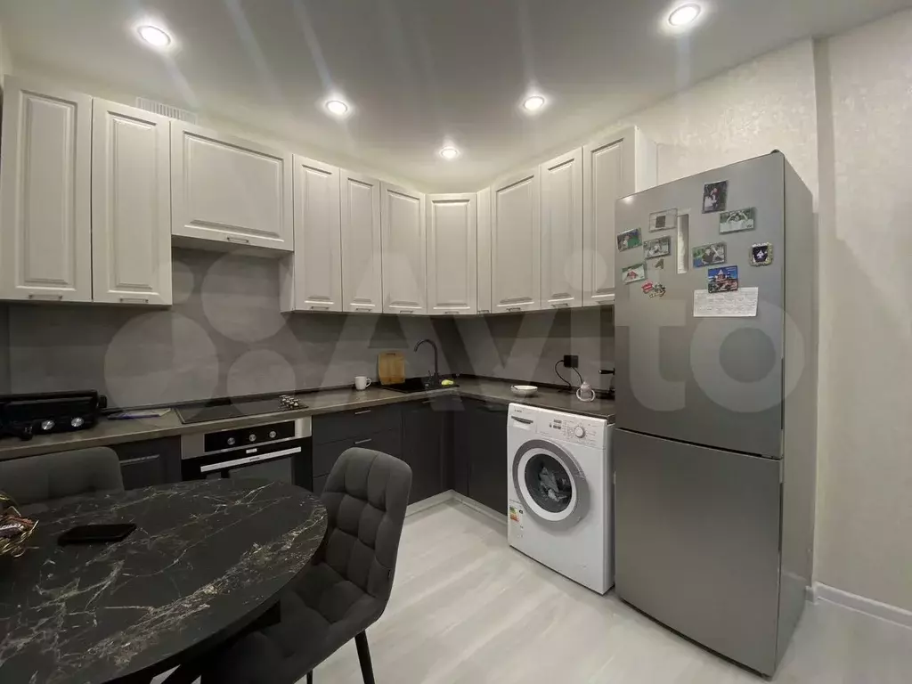 2-к. квартира, 60 м, 7/9 эт. - Фото 1