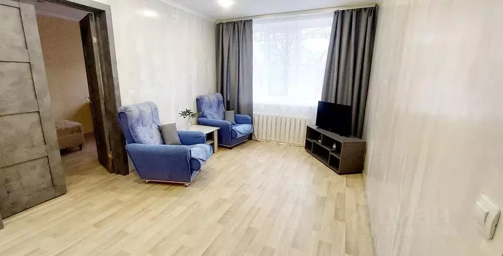 2-к кв. Ленинградская область, Выборг просп. Ленина, 5 (44.0 м) - Фото 0