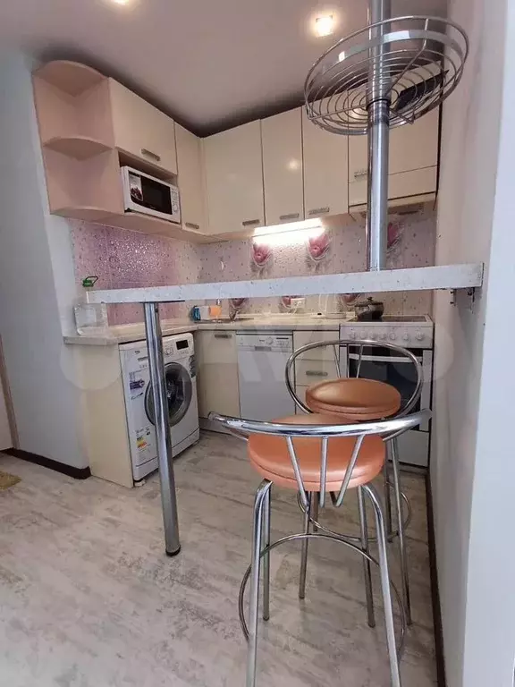 Комната 24 м в 1-к., 8/9 эт. - Фото 1