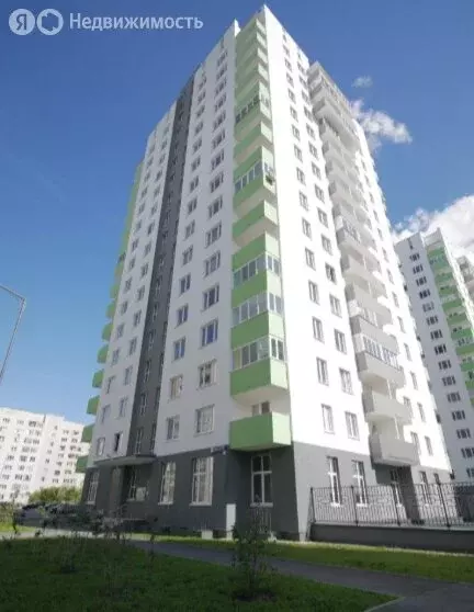 1-комнатная квартира: Тюмень, Велижанская улица, 70к1 (43 м) - Фото 2