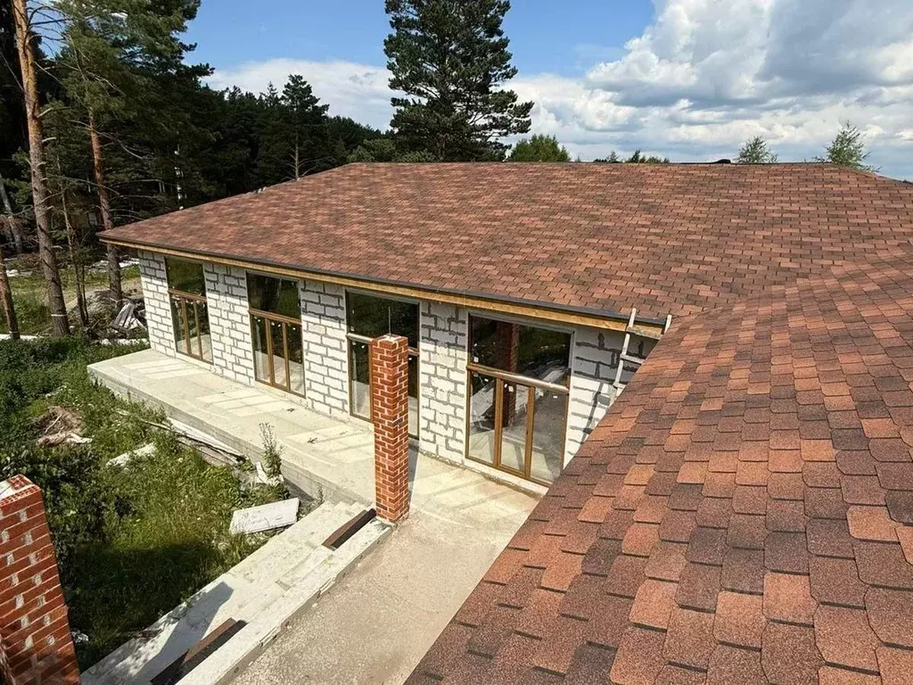 Коттедж в Свердловская область, Белоярский муниципальный округ, д. ... - Фото 1