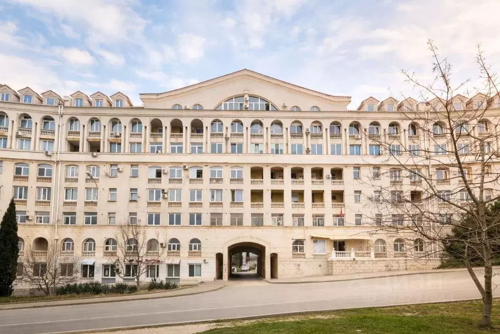 1-к кв. Севастополь просп. Героев Сталинграда, 63 (55.4 м) - Фото 1