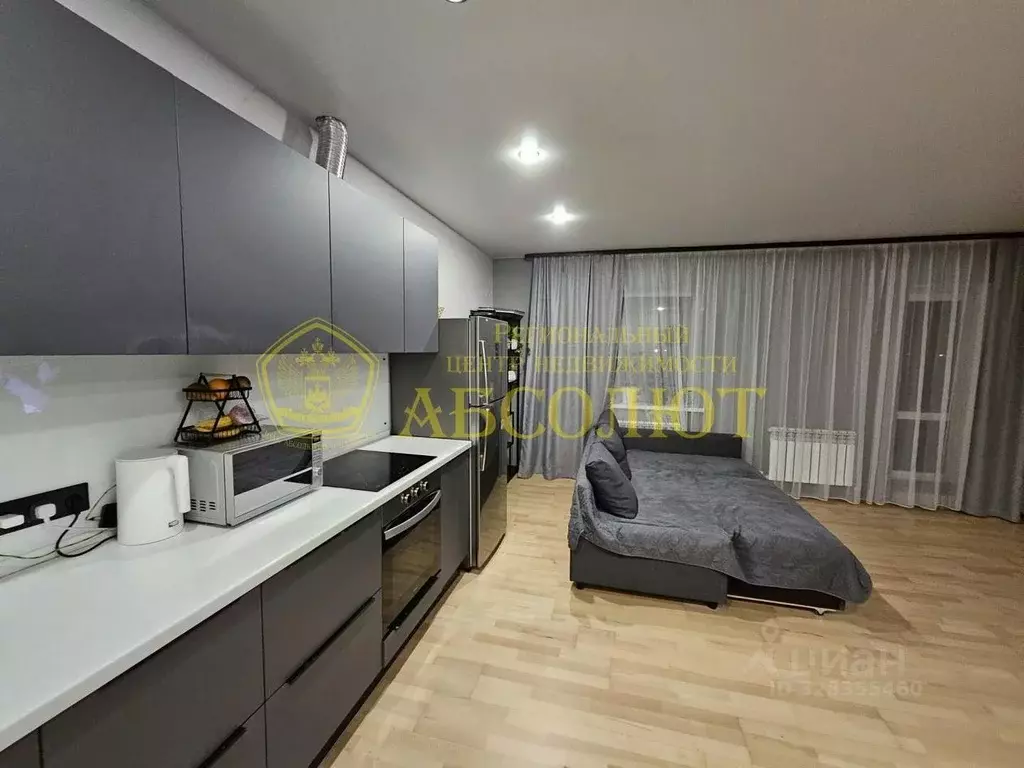 3-к кв. Свердловская область, Ревда ул. Есенина, 3 (100.0 м) - Фото 1