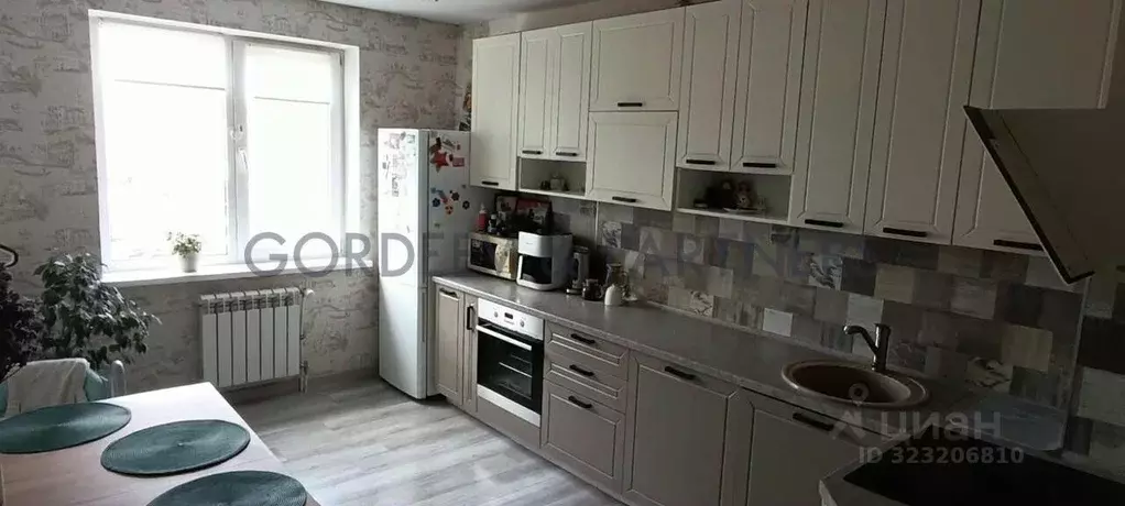 3-к кв. Татарстан, Казань ул. Тансык, 13А (77.2 м) - Фото 1