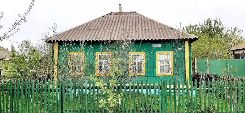 Дом в Белгородская область, Старооскольский городской округ, с. ... - Фото 0