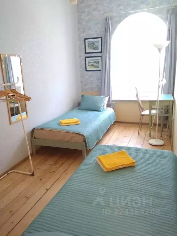 Комната Санкт-Петербург просп. Средний Васильевского острова, 90 - Фото 1