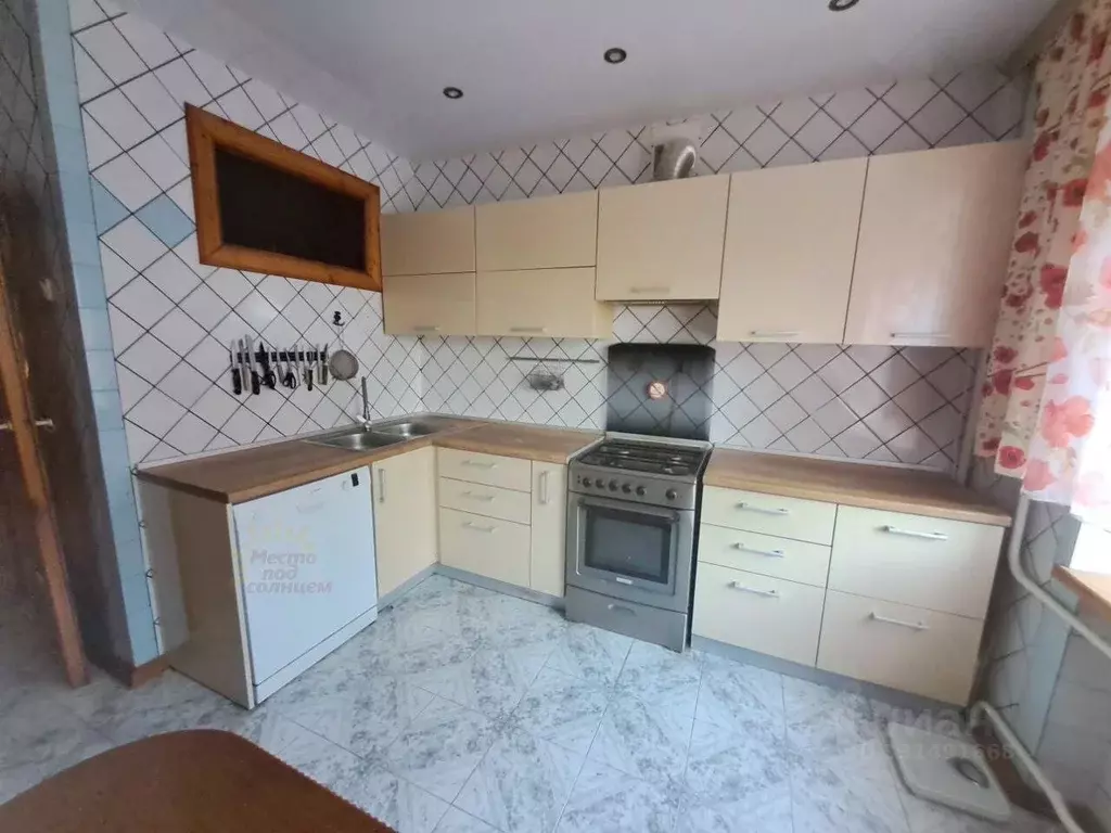 3-к кв. Краснодарский край, Ейск ул. Горького, 25/5 (100.0 м) - Фото 2