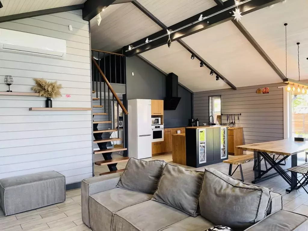 Дом в Челябинская область, Миасский городской округ, с. Сыростан, ... - Фото 1