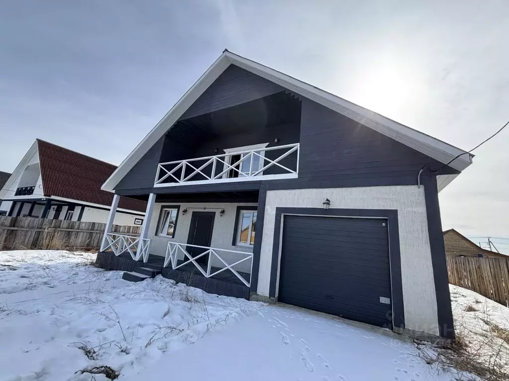 Дом в Иркутская область, Иркутский муниципальный округ, д. Карлук ул. ... - Фото 1