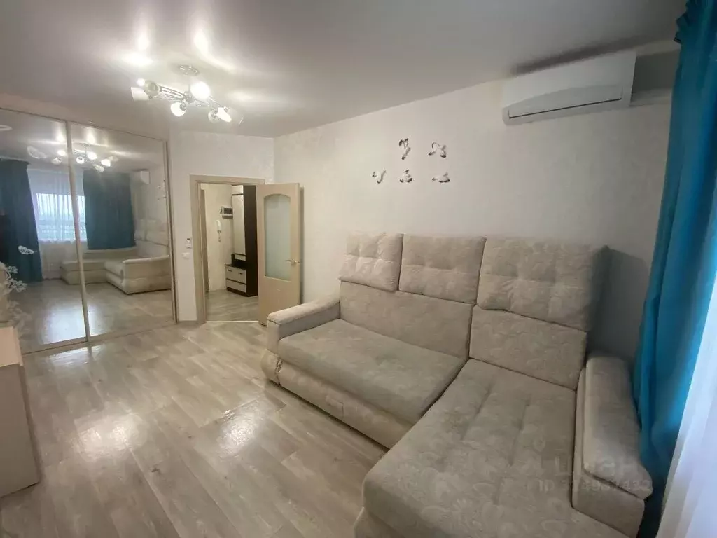 1-к кв. Татарстан, Казань ул. Рауиса Гареева, 102к2 (38.0 м) - Фото 1