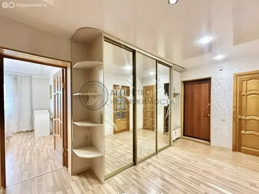 2-комнатная квартира: Казань, улица Фатыха Амирхана, 103 (75 м) - Фото 2