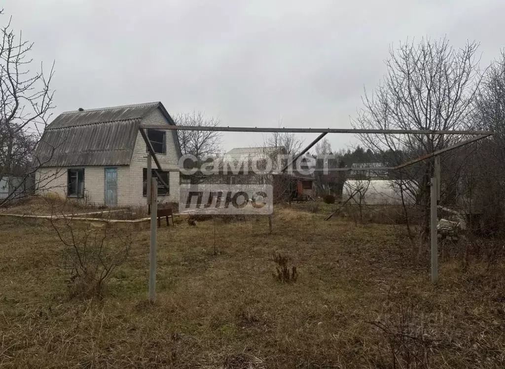 Дом в Липецкая область, Добровский муниципальный округ, с. Капитанщино ... - Фото 2