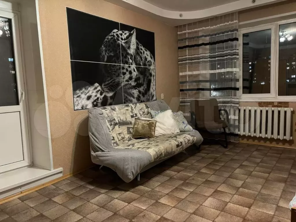 Комната 18 м в 4-к., 4/9 эт. - Фото 0